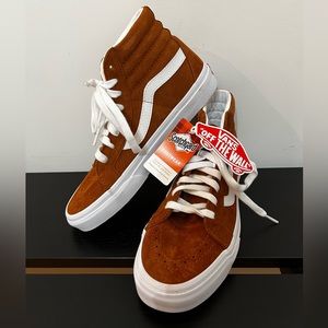 NWT Women's Vans Sk8-Hi Reissue (Pig Suede) Leather Brown Shoes